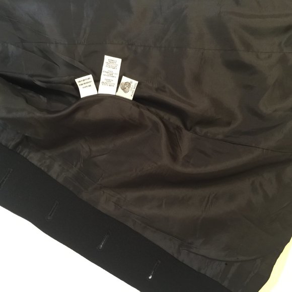 Christian Dior Classic, Black 100% Wool Blazer - Picture 6 of 13